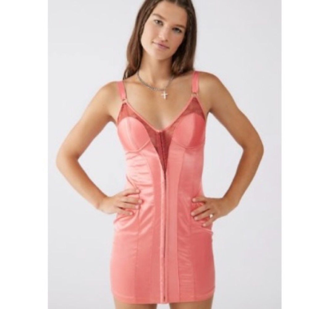 Beautiful pink bodycon dress NWOT